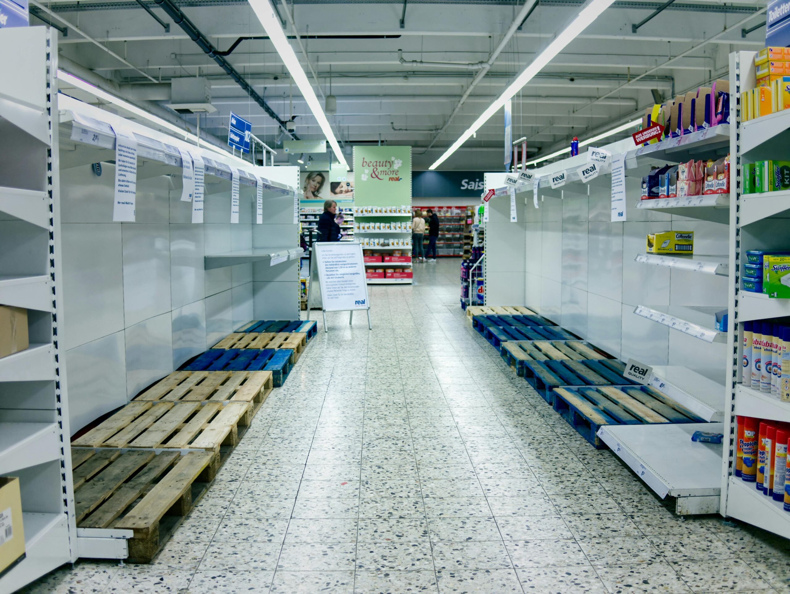 The Hidden Cost of Poor Retail Execution 1 How Poor Retail Execution Impacts Aussie Brand Profits